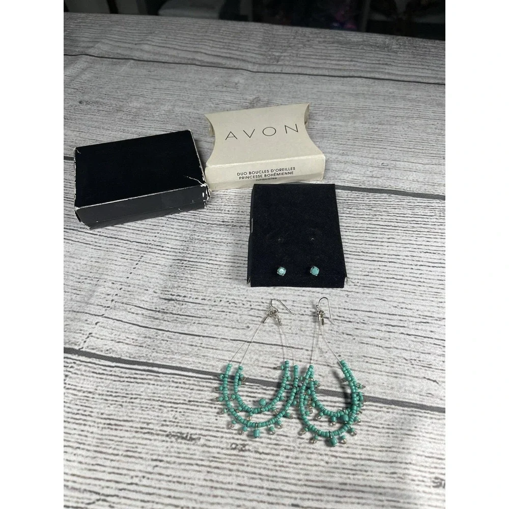 Avon Bohemian Princess White Earrings 2 Piece